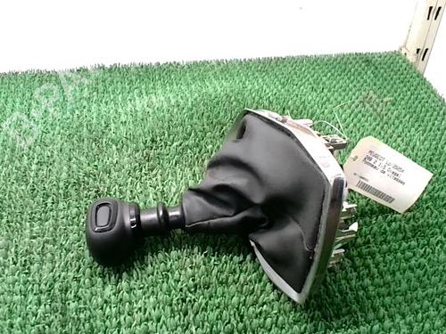 Used Shift knob Shift knob PEUGEOT 208 II (UB_, UP_, UW_, UJ_) 1.5 BlueHDI 100 (102 hp) 27981540 27981540