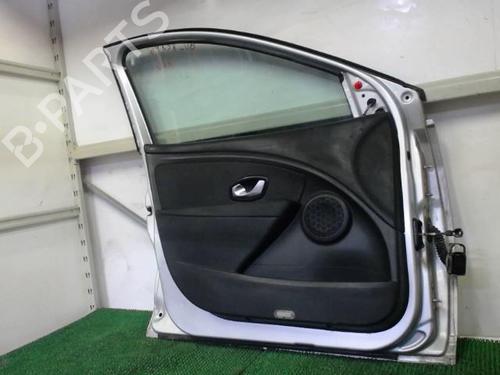 Left front door RENAULT MEGANE III Grandtour (KZ0/1) 1.5 dCi (KZ0C, KZ1A) | BP22087370C2