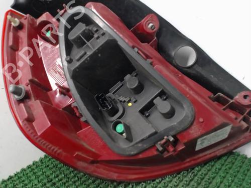Right taillight RENAULT CLIO III (BR0/1, CR0/1) 1.6 16V (BR05, BR0B, BR0Y, BR15, BR1J, BR1M, BR1Y, CR0B,... | BP22082333C35 