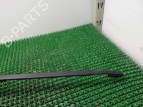 Used Front windshield wiper arm Front windshield wiper arm 22077552 22077552