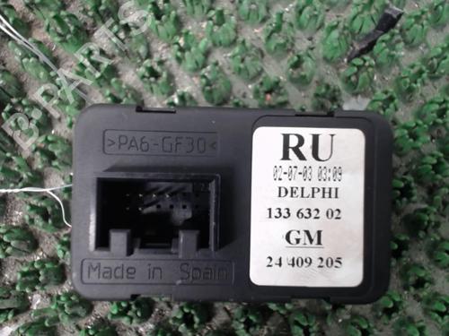 Left front window switch OPEL MERIVA A MPV (X03) 1.6 (E75) | BP22079881I27