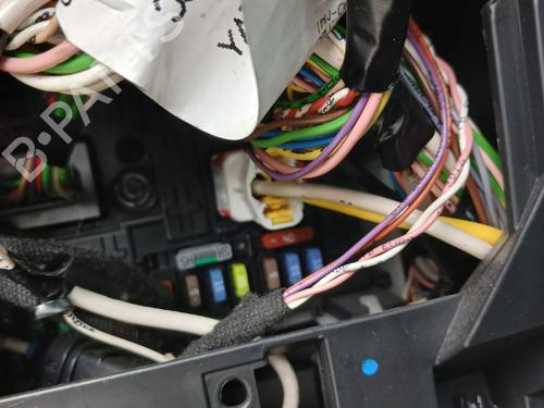 fuse-box-peugeot-partner-tepee-2008-38976990 main image
