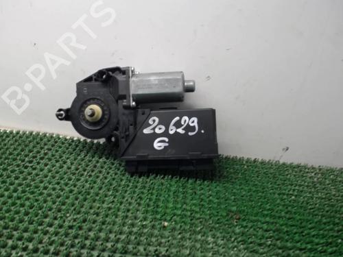 Used Left front window motor AUDI A4 B6 Avant (8E5) 1.9 TDI (130 hp) 22078910