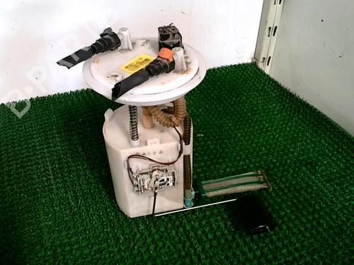 Used Fuel pump KIA CEE'D Hatchback (ED) 1.6 CRDi 115 (115 hp) 30500094