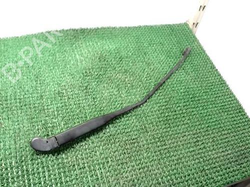 Used Front windshield wiper arm MERCEDES-BENZ A-CLASS (W168) A 190 (168.032, 168.132) (125 hp) 20876020
