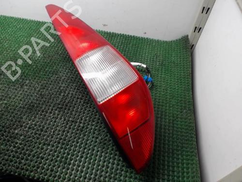 Right taillight FORD MONDEO III Turnier (BWY) 2.0 TDCi | BP22079830C35 