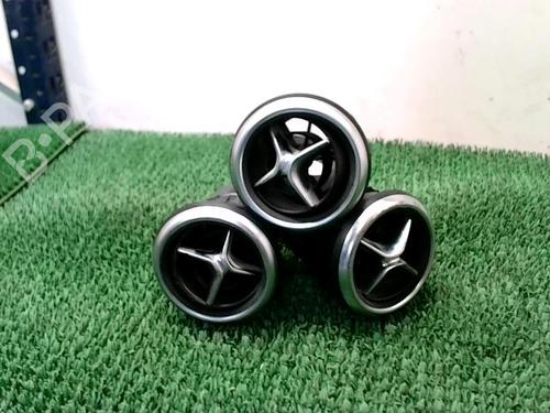Used Air vent MERCEDES-BENZ A-CLASS (W176) A 180 CDI (176.000) (109 hp) 24959126