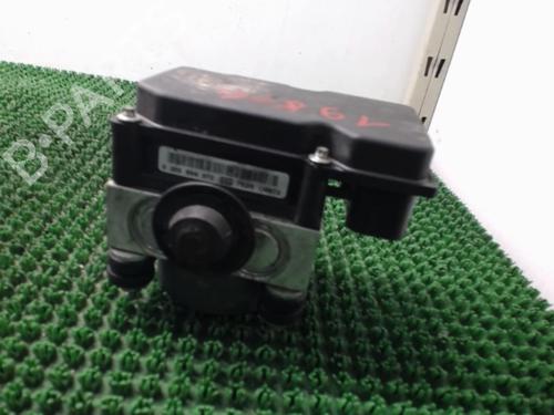 Used ABS pump ABS pump FIAT PANDA (169_) 1.3 D Multijet (169.AXC1A) (70 hp) 22081392 22081392