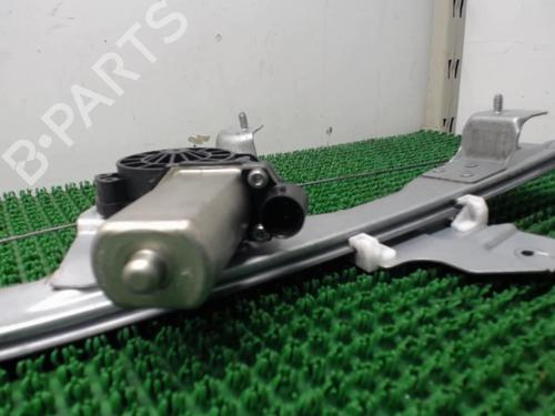 Used Front left window mechanism DACIA SANDERO 1.5 dCi (86 hp) 22078961
