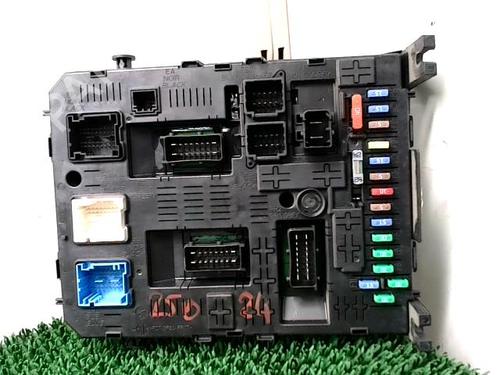 Used Electronic module Electronic module PEUGEOT PARTNER Tepee 1.6 BlueHDi 120 (120 hp) 29901000 29901000