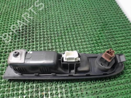 Used Right front window switch Right front window switch RENAULT CLIO II (BB_, CB_) 1.5 dCi (B/CB07) (65 hp) 22080998 22080998