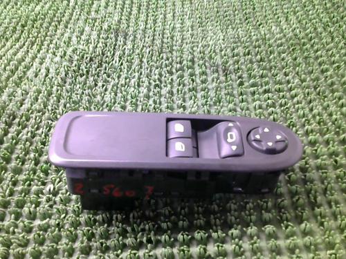 Used Left front window switch CITROËN C3 II (SC_) 1.2 VTi 82 (82 hp) 31700494