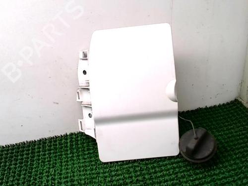 Używane Klapa wlewu paliwa RENAULT TRAFIC II Van (FL) 1.9 dCi 80 (FL0B) (82 hp) 29908316