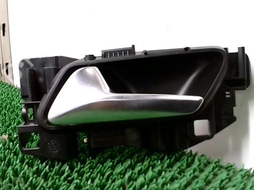 Used Front left interior door handle Front left interior door handle DS DS 3 / DS 3 CROSSBACK (UR_, UC_, UJ_) 1.5 BlueHDi 130 (UCYHZR) (130 hp) 22784930 22784930