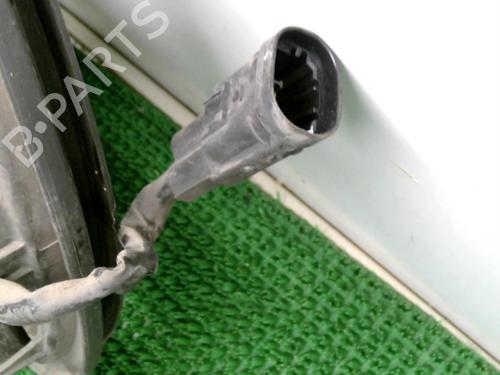 Used Radiator fan Radiator fan CITROËN C4 I (LC_) 1.6 HDi (90 hp) 22083862 22083862