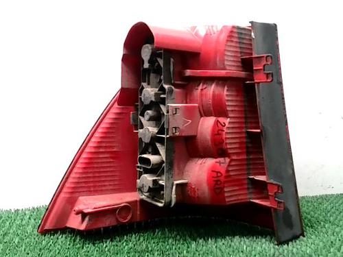 right-taillight-mercedes-benz-m-class-w163-1998-1999-2000-2001-2002-2003-2004-2005-26288380 main image