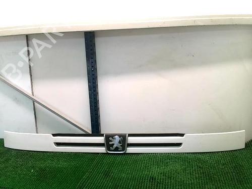 Used Grille PEUGEOT BOXER Van (230L) 2.5 TDI (107 hp) 22089415