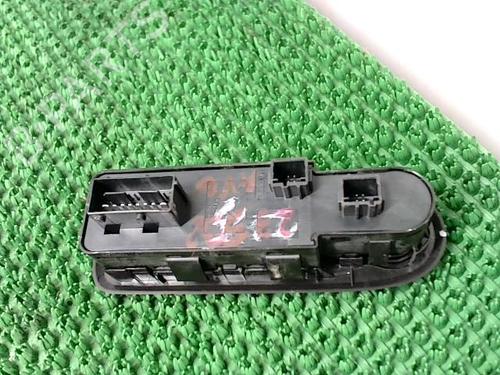 Used Left front window switch Left front window switch PEUGEOT 308 I (4A_, 4C_) 2.0 HDi (136 hp) 20876227 20876227