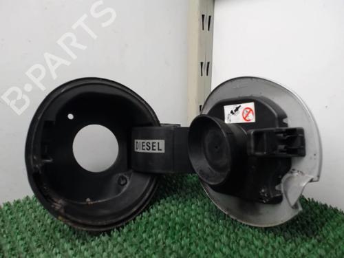 Klapa wlewu paliwa RENAULT MEGANE III Hatchback (BZ0/1_, B3_) 1.5 dCi | BP22081275C131 