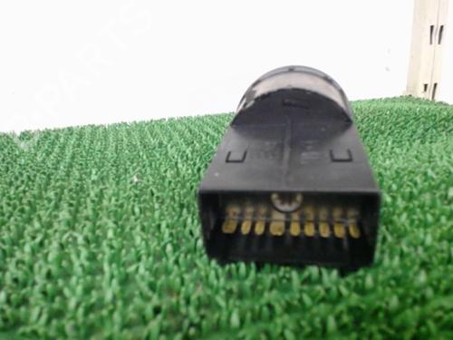 Used Headlight switch VW POLO V (6R1, 6C1) 1.6 TDI (90 hp) 22086898