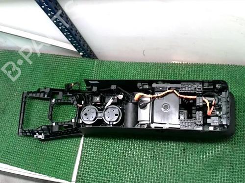 Armrest / Center console VW PASSAT B8 (3G2, CB2) 2.0 TDI | BP22090142I20 - Image 5