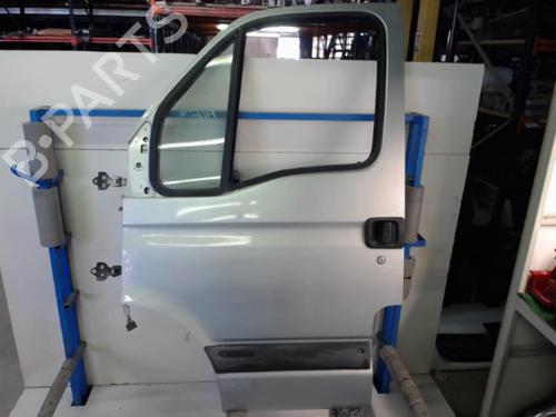 Used Left front door Left front door 20874612 20874612