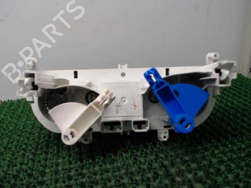 Used Climate control RENAULT CLIO IV Grandtour (KH_) 1.5 dCi 75 (75 hp) 22078022