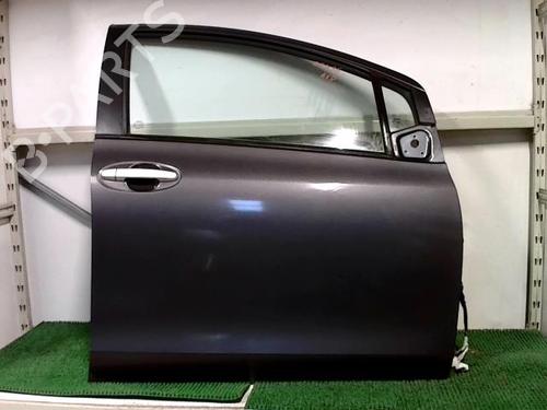 Used Right front door TOYOTA YARIS (_P9_) 1.4 D-4D (NLP90_, NLP90R) (90 hp) 30472939