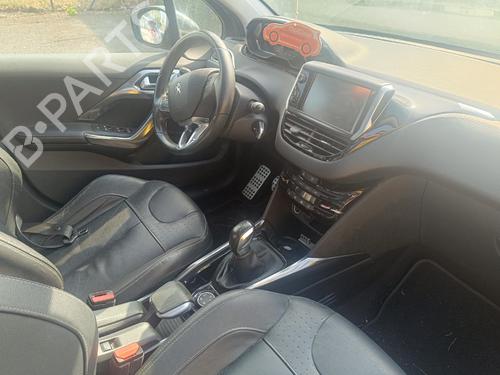 Brugte PEUGEOT 2008 I (CU_) 1.6 VTi 4990506