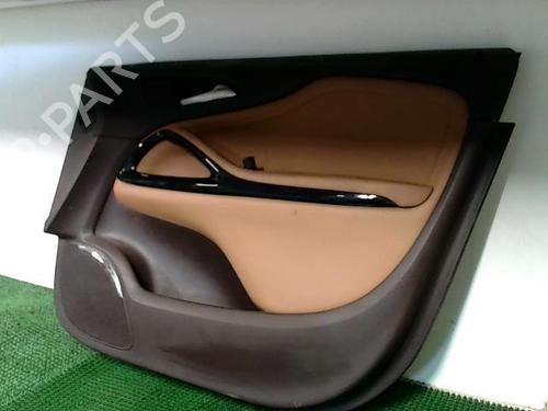 Høyre frontpanel OPEL ZAFIRA TOURER C (P12) 1.4 (75) (140 hp) 22091971