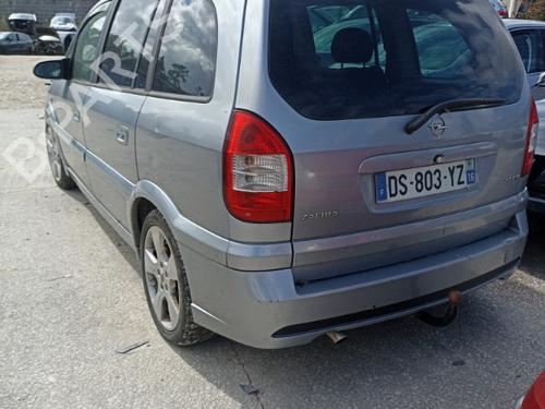 Right taillight OPEL ZAFIRA A MPV (T98) 2.2 DTI 16V (F75) | BP21072591C35 