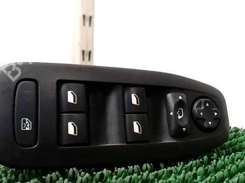 Used Left front window switch Left front window switch PEUGEOT 208 I (CA_, CC_) 1.2 THP 110 (110 hp) 22093099 22093099