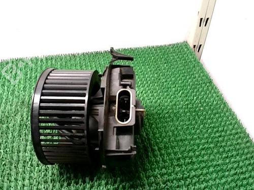 Heater blower motor RENAULT CLIO III (BR0/1, CR0/1) 1.5 dCi (C/BR0G, C/BR1G) | BP25262245M62 