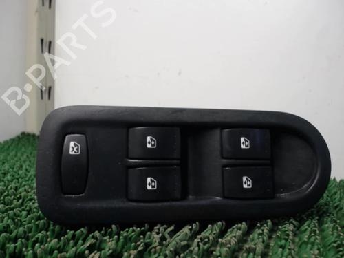 Used Switch Switch RENAULT SCÉNIC II (JM0/1_) 1.5 dCi (JM02, JM13) (101 hp) 22082413 22082413