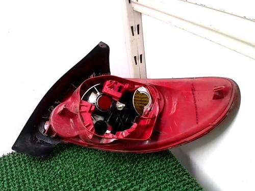 Right taillight PEUGEOT 206 Hatchback (2A/C) 1.4 HDi eco 70 | BP24200490C35 