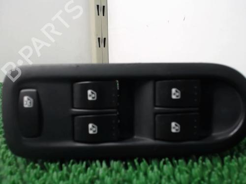 Used Switch Switch RENAULT SCÉNIC II (JM0/1_) 1.9 dCi (JM0G, JM12, JM1G, JM2C) (120 hp) 22080616 22080616