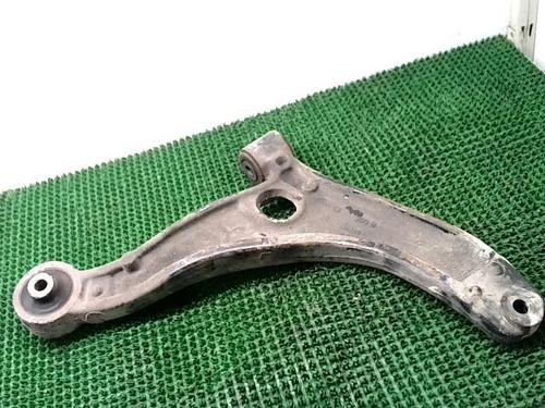 Used Left front suspension arm Left front suspension arm 22090299 22090299