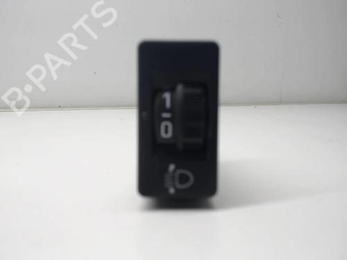 Used Headlight switch PEUGEOT 308 SW II (LC_, LJ_, LR_, LX_, L4_) 1.5 BlueHDi 130 (131 hp) 22081933