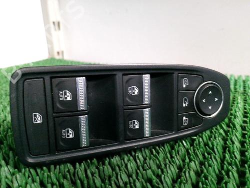 left-front-window-switch-renault-clio-v-b7_-2019-33048095 main image