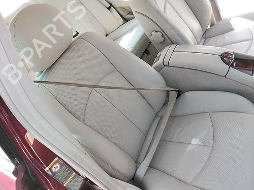 Sikkerhedssele foran højre Sikkerhedssele foran højre MERCEDES-BENZ E-CLASS (W211) E 320 CDI (211.026) (204 hp) 35780825 35780825