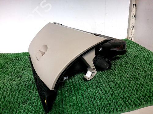 glove-box-renault-megane-iii-hatchback-bz01_-b3_-2008-36308036 main image
