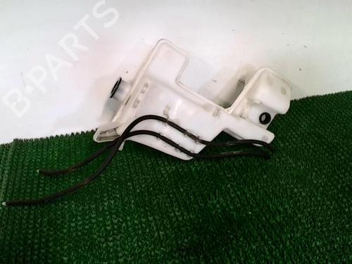 Used Windscreen washer tank PEUGEOT 308 SW I (4E_, 4H_) 1.6 HDi (92 hp) 28611569