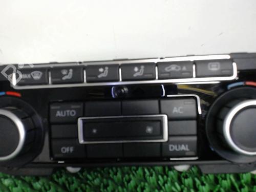 Used Climate control VW GOLF VI (5K1) 2.0 TDI (110 hp) 22081643