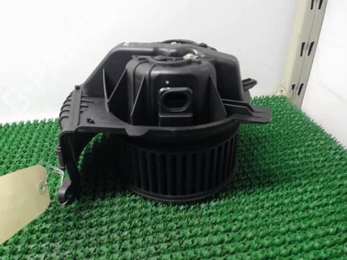 Used Heater blower motor Heater blower motor AUDI A4 B6 (8E2) 1.9 TDI (130 hp) 22077388 22077388