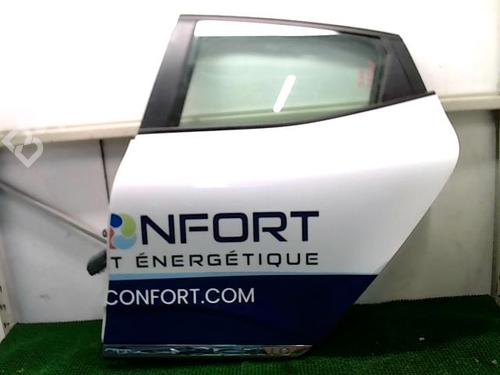 Used Left rear door RENAULT CLIO V (B7_) 1.5 Blue dCi 100 (B7AD) (101 hp) 26121146
