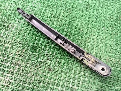Used Rear windshield wiper arm Rear windshield wiper arm RENAULT CLIO II (BB_, CB_) 1.2 (BB0A, BB0F, BB10, BB1K, BB28, BB2D, BB2H, CB0A,... (58 hp) 22091698 22091698