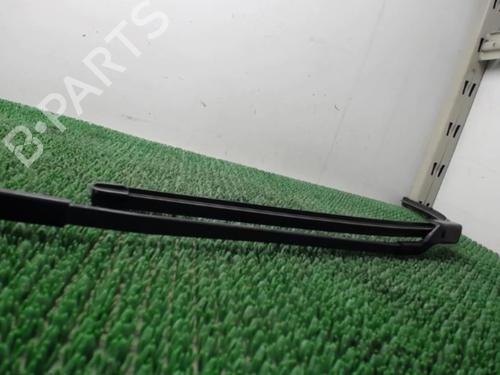 Used Front windshield wiper arm PEUGEOT 5008 (0U_, 0E_) 1.6 HDi (114 hp) 22084869