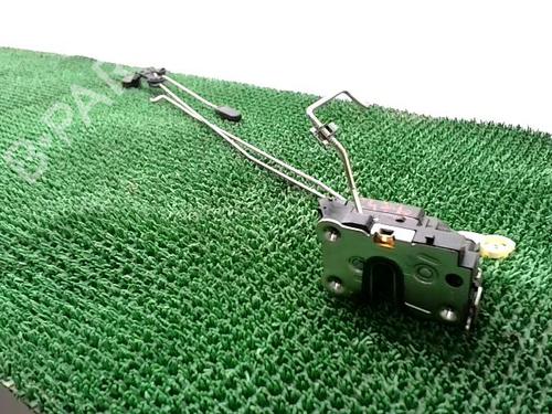 rear-right-lock-dacia-duster-hs_-2010-2011-2012-2013-2014-2015-2016-2017-2018-29817077 main image