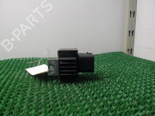 Used Electronic module Electronic module RENAULT MASTER III Van (FV) 2.3 dCi 150 FWD (FV0F, FV03, FV09) (150 hp) 22077151 22077151