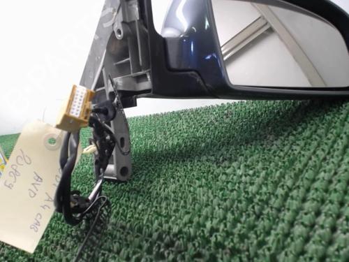 Used Right mirror Right mirror 22081244 22081244
